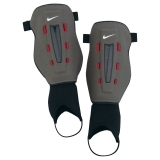 Nike Schienbeinschoner Wrapt Shield SP0261 X22p3779